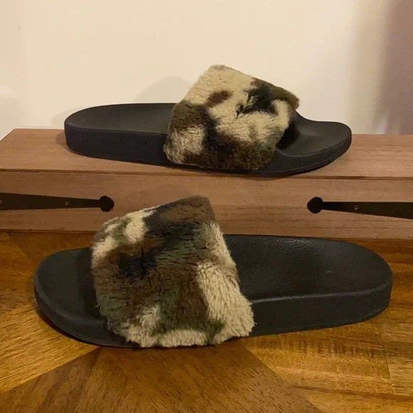 Steve Madden Shoes Steve Madden Softey Fuzzy Camo Slides 8
